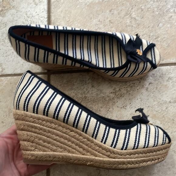 Tory Burch Jackie Striped Peep-Toe Wedge sandal Ivory Navy - Picture 10 of 14